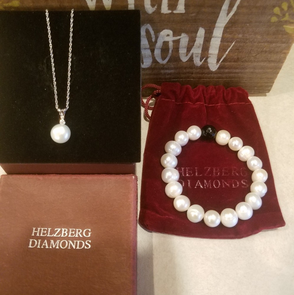 Beautiful 🤩Vintage Estate Jewelry